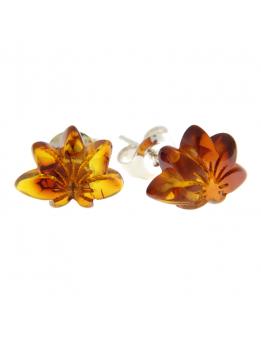 Cognac amber hemp leaf stud earrings 925 sterling silver – front view