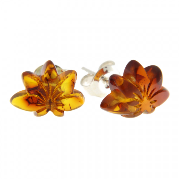 Cognac amber hemp leaf stud earrings 925 sterling silver – front view