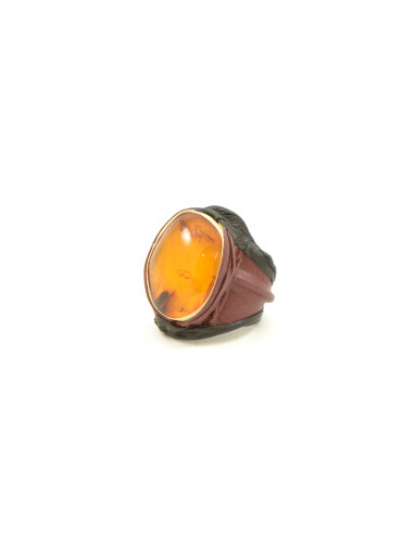 Cognac Amber Ring with Bordo Leather